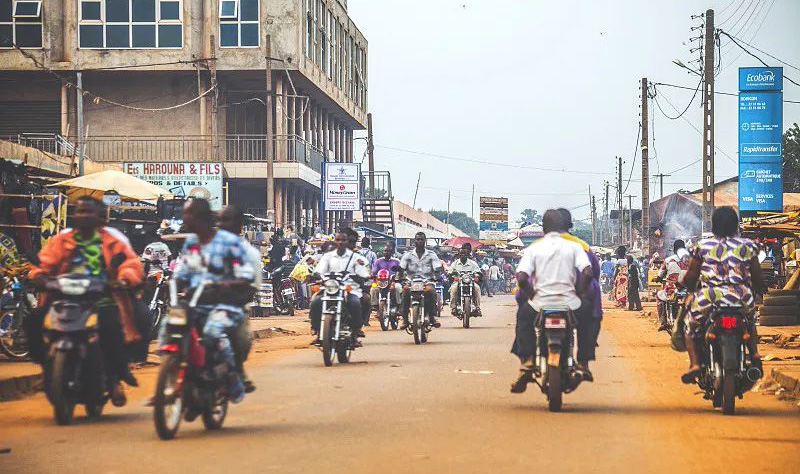 374万辆摩托车驶向非洲：中国制造如何探索3000万保有量市场